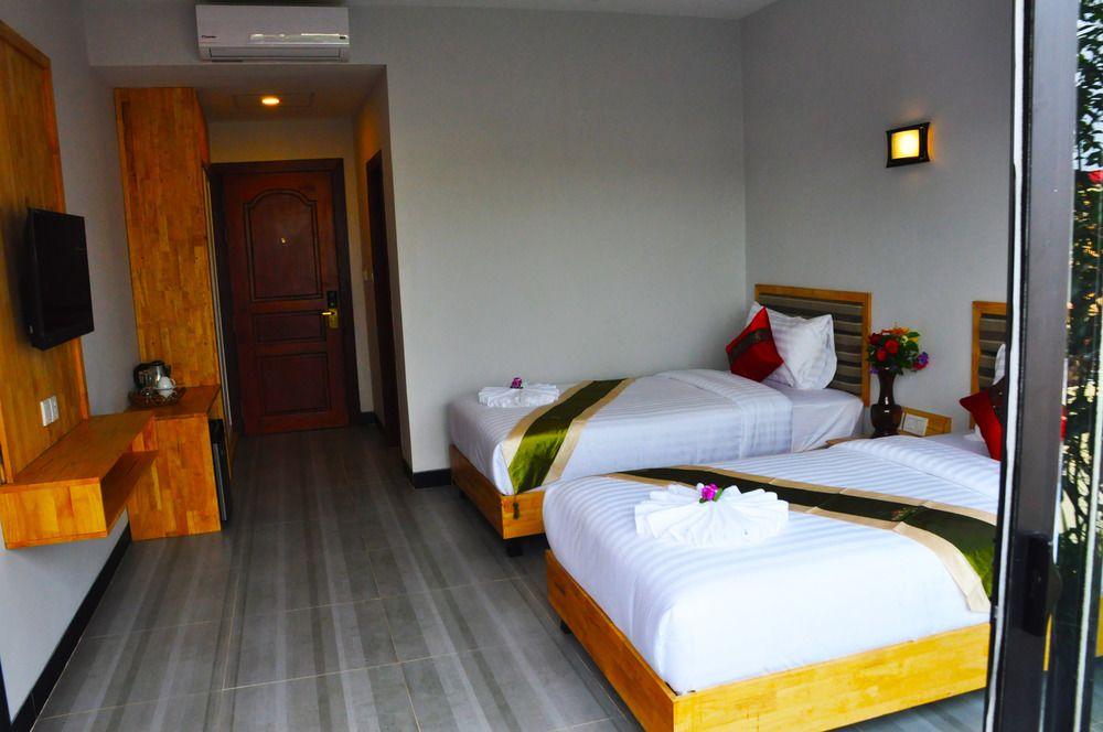 Sun Inns Hotel Ciudad de Siem Riep Exterior foto