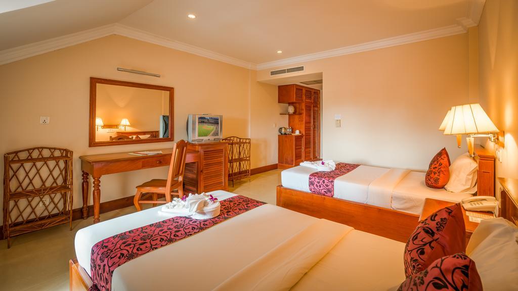 Sun Inns Hotel Ciudad de Siem Riep Exterior foto