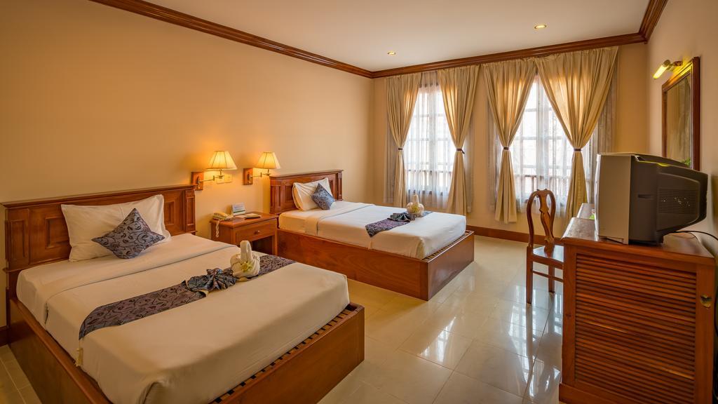 Sun Inns Hotel Ciudad de Siem Riep Exterior foto