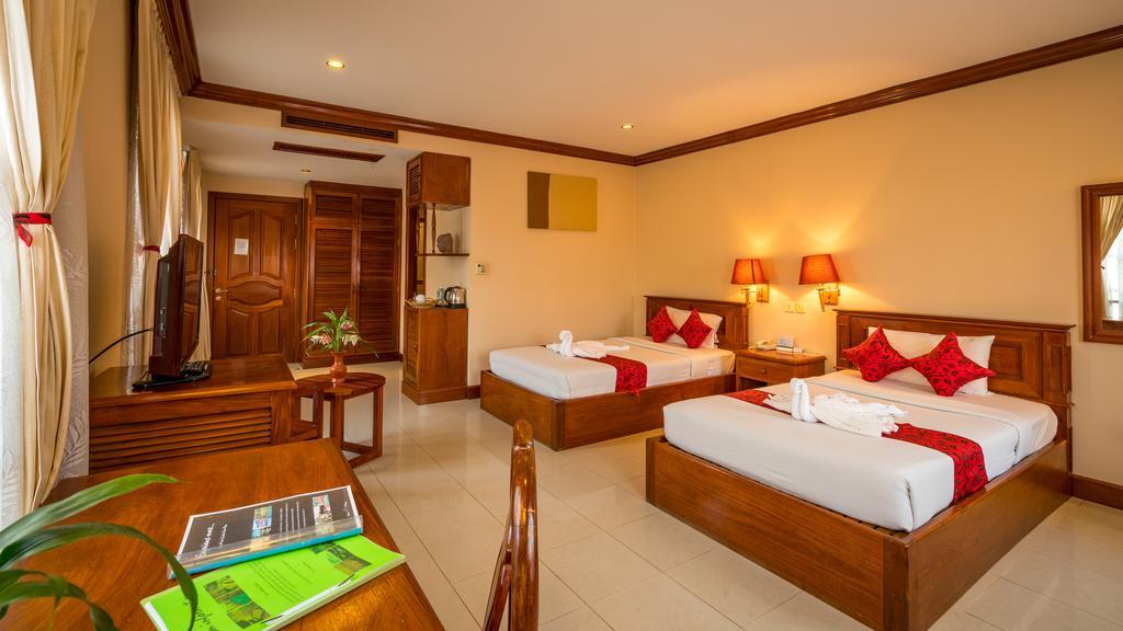 Sun Inns Hotel Ciudad de Siem Riep Exterior foto